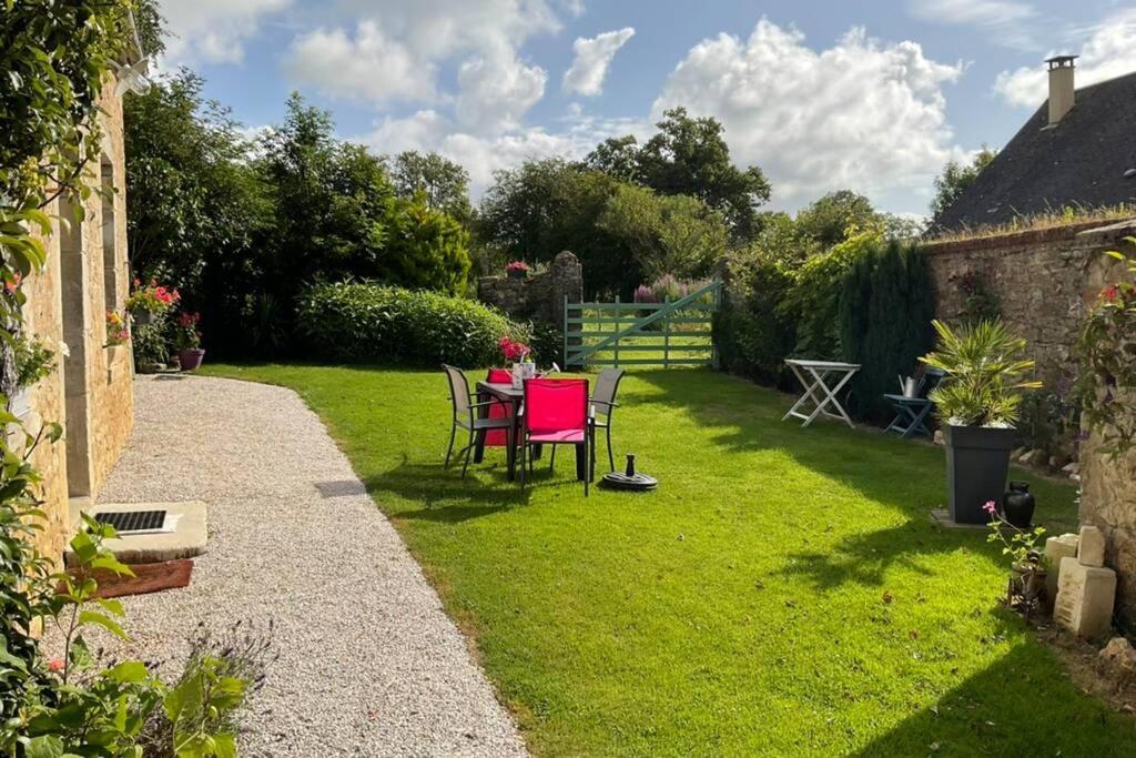 Gite En Cotentin Villa Etienville Exterior photo