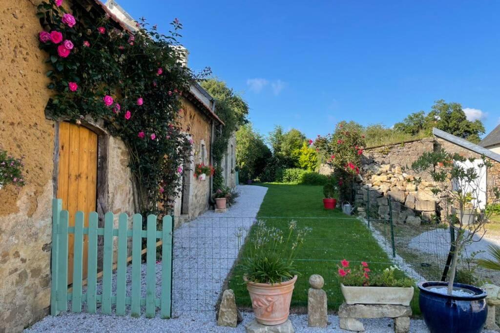 Gite En Cotentin Villa Etienville Exterior photo